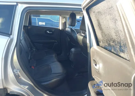 2018 Jeep Compass Latitude 4X4 z USA, uszkodzony, nr VIN 3C4NJDBB4JT400754